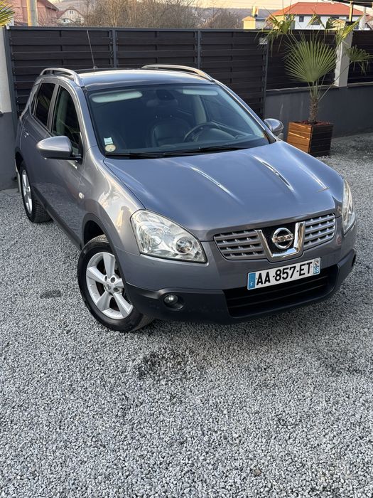 Nissan Qashqai 1.5 DCi carlig, panoramic, piele
