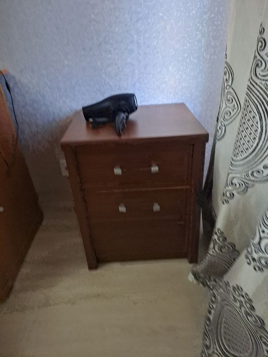 Продаётся Спальный гарнитур