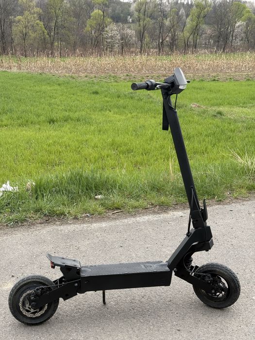 Kukirin g2  2025 full negru nu il trimit prin curier