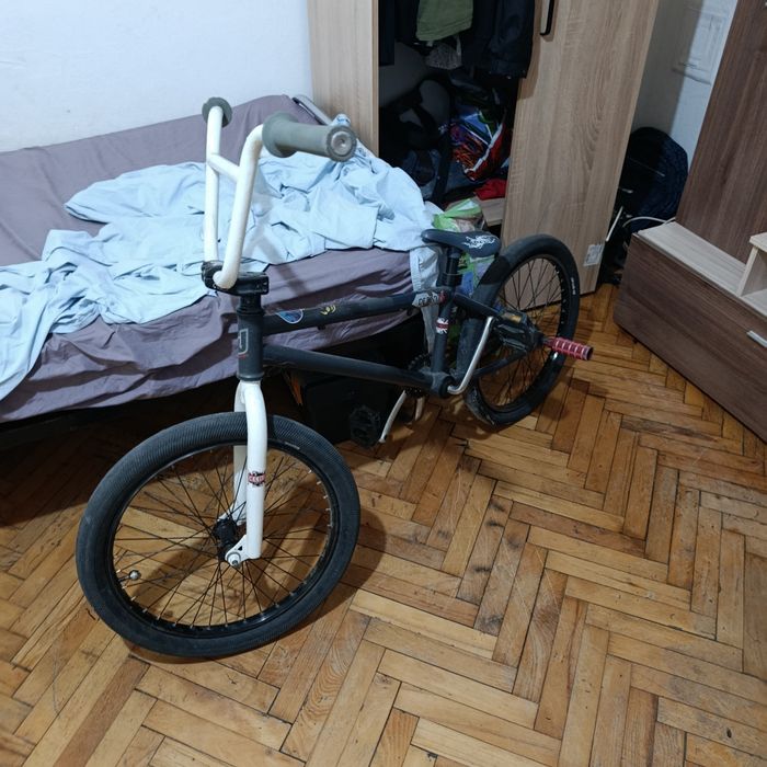 Продавам БМХ драг