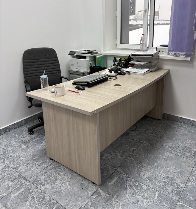 Столы офисные 2шт