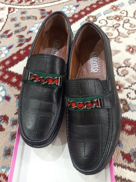 Туфли на мальчика продам
