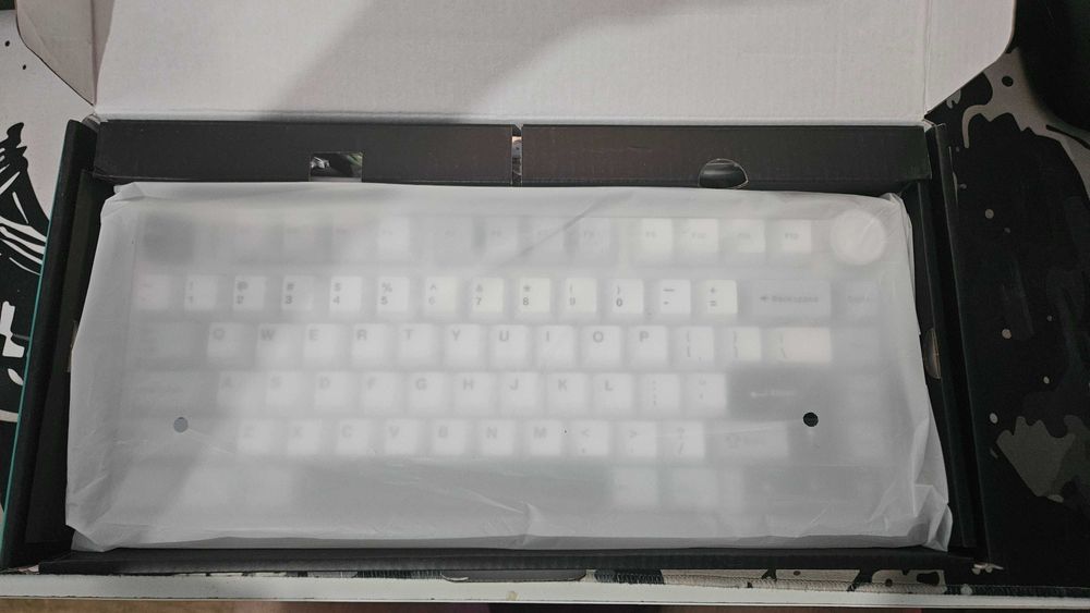 Tastatura Mecanica Epomaker Aula F75, hot swappable, conectare prin cablu, wireless sau blootooth
