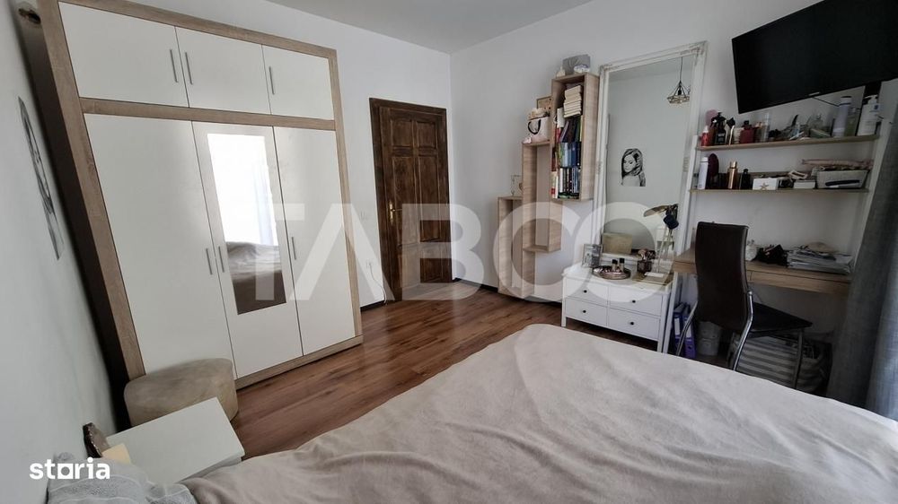 Apartament 3 camere 68 mp etaj 1 balcon loc parcare Turnisor Sibiu
