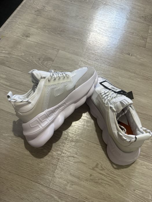 versace chain reaction