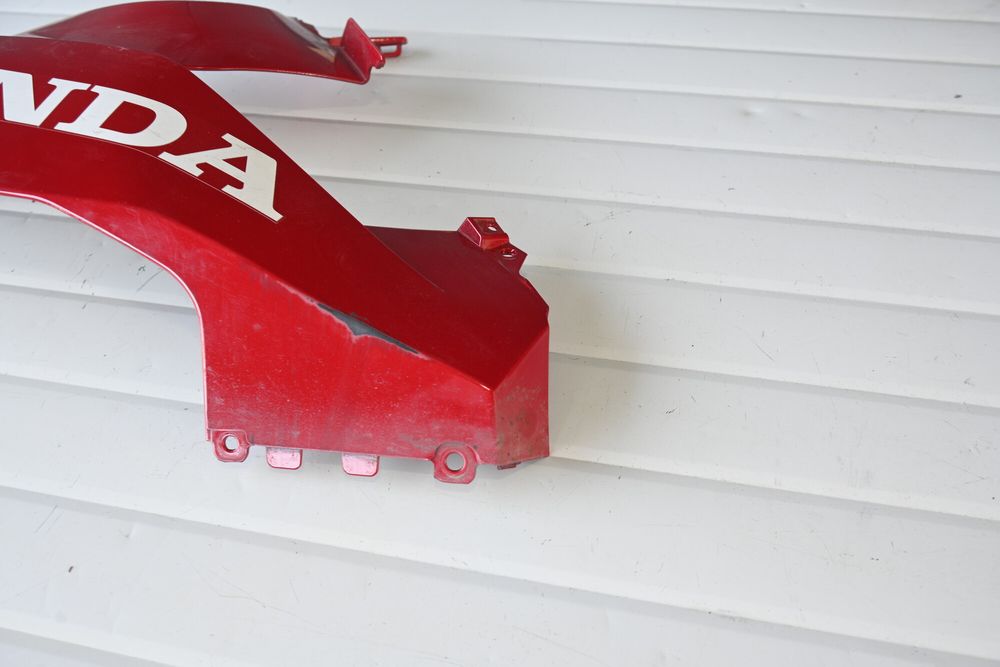 Honda CBR 650 R 21 - 22 Carena inferioara lateral stanga