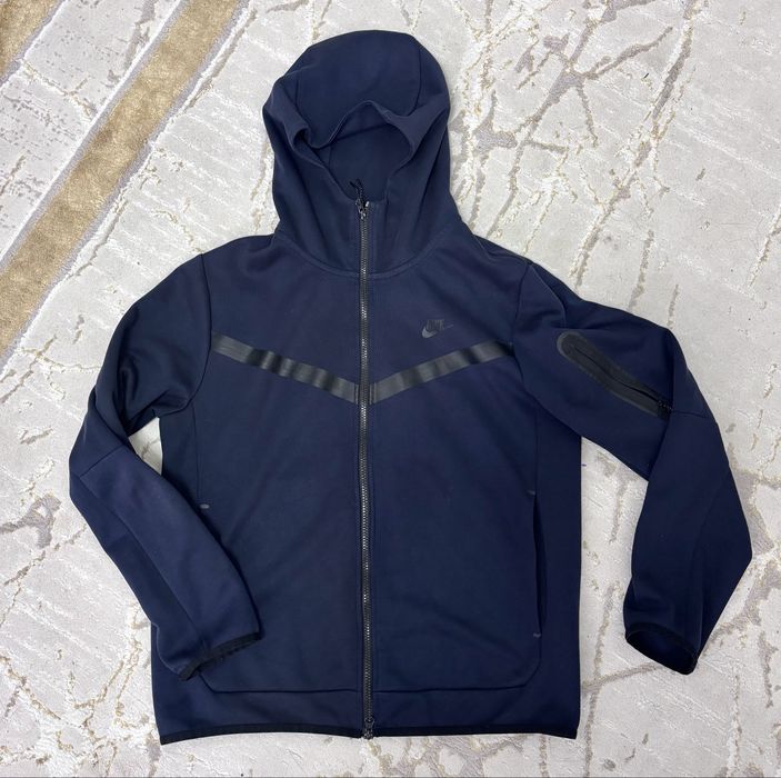 продам 2 зип худи