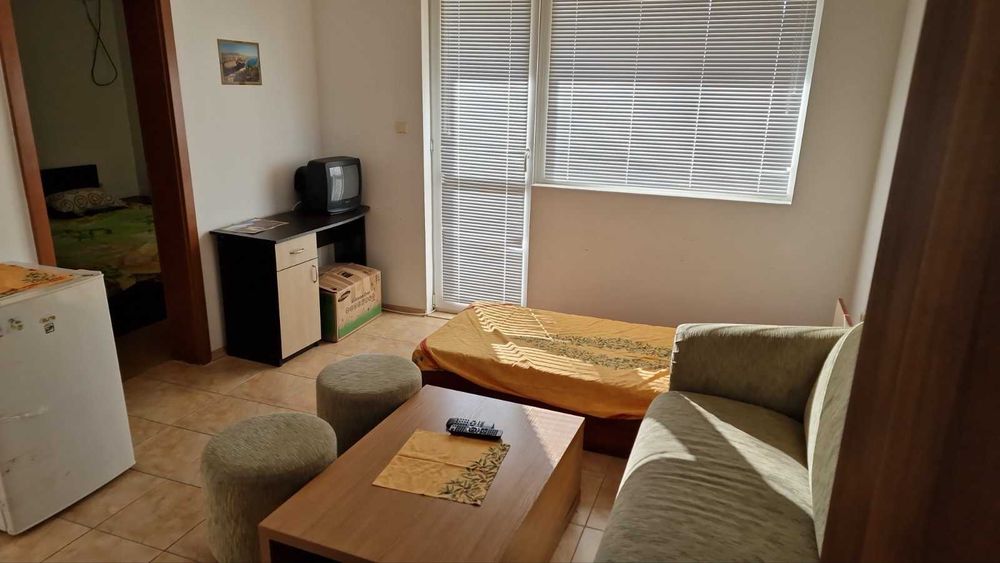 Дава се под наем Двустаен апартамент в к.к. Слънчев бряг - 65 кв.м за 178.5 € - Снимка #1