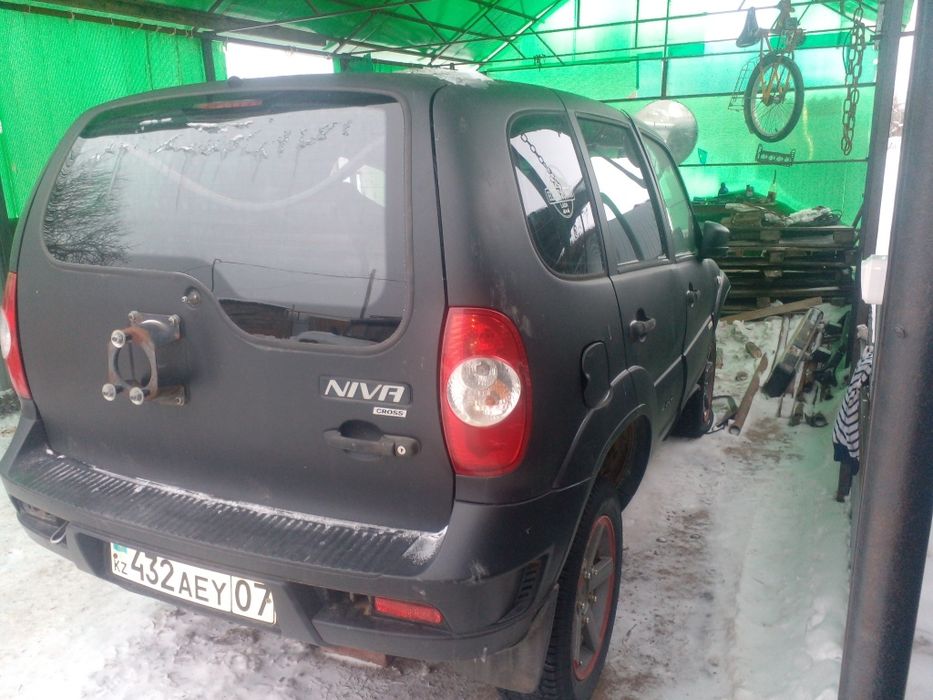 Нива шевролет 2123