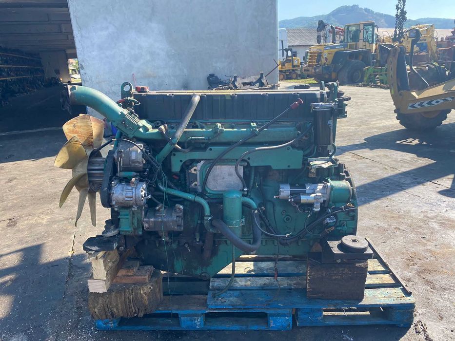 Motor Volvo D12CEAE2 pentru excavator