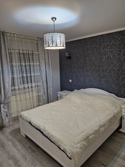 De închiriat Apartament 3 cam. decomandate, Obcini - Str. Viitorului