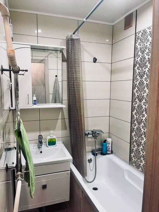 Продам 2 комнатную квартиру