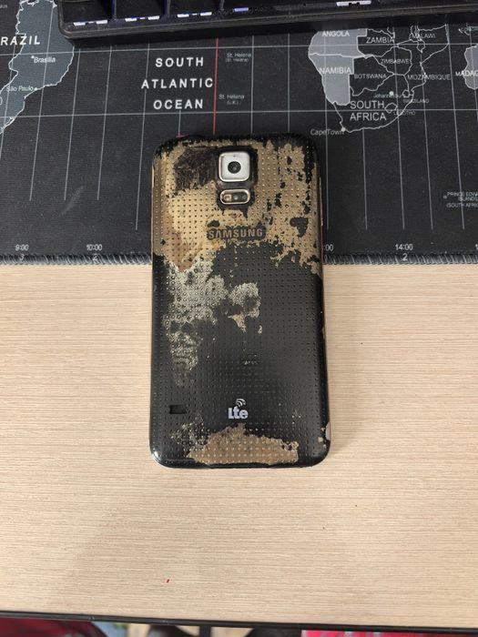 Продаю айфон 6s и самсунг s5