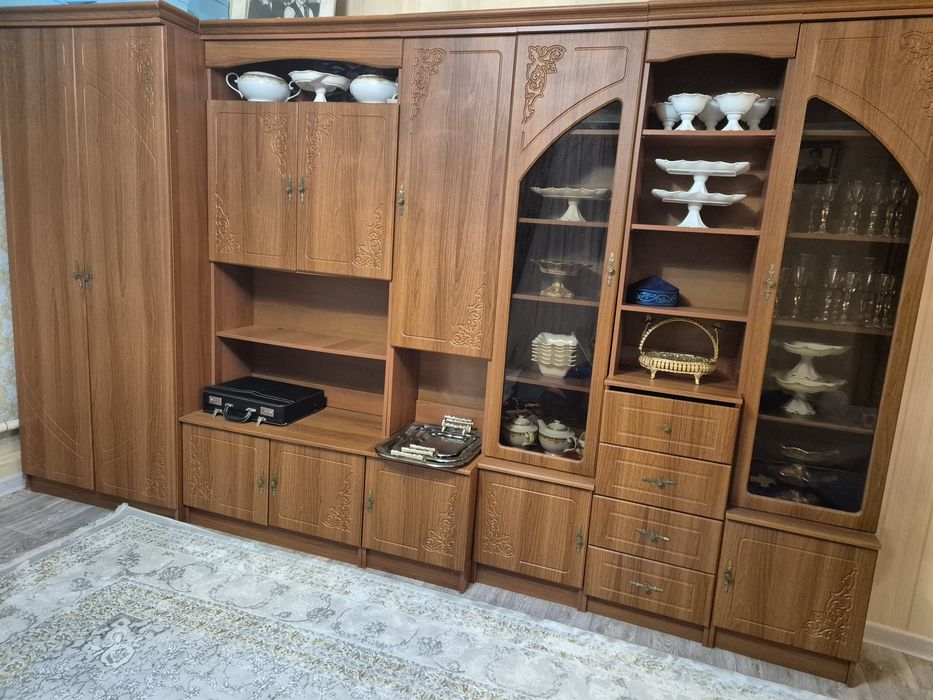 Продам гарнитур для гостиной