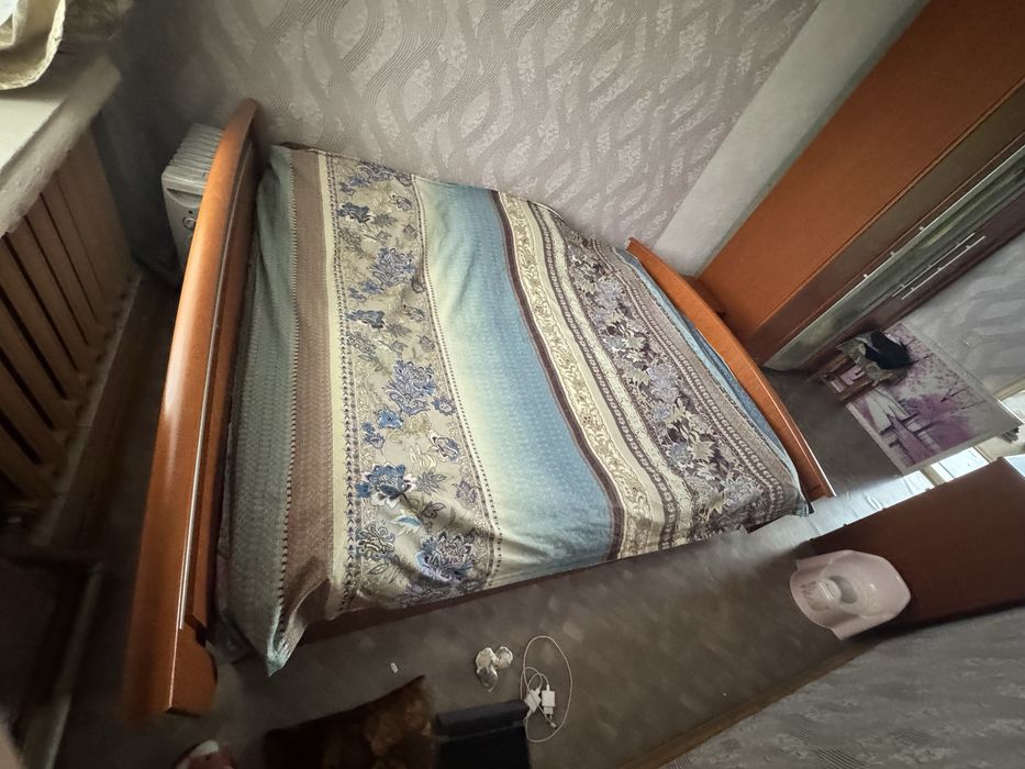 Спальный гарнитур