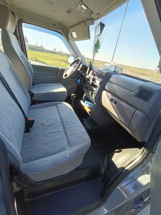 Vând Autoplatforma T4