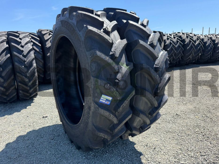 Anvelopa 340/85 R36 CEAT FARMAX R85 135A8/132D TL (13.6R36)  Cauciucuri tractor, Fiat, Case, Fendt, John Deere, New Holland, Massey Ferguson, UTB   Ca