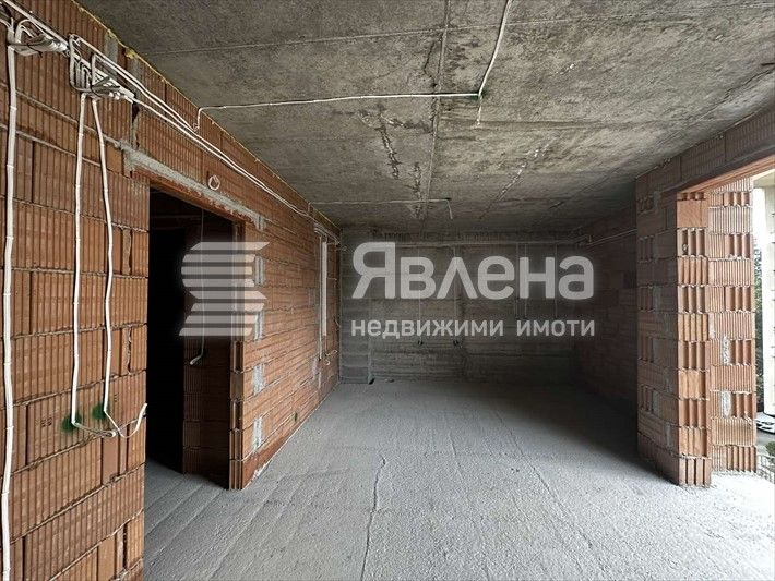 Продава се Тристаен апартамент в София, Витоша - 114 кв.м за 1974 €/кв.м - Снимка #5