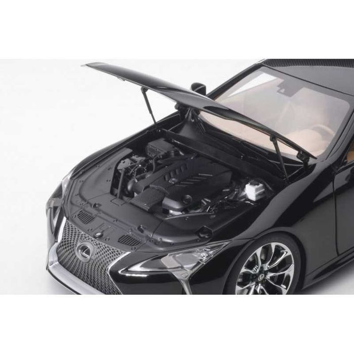 1:18 Lexus LC 500 black