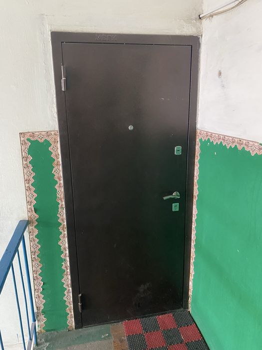 3-комнатная . Пр. Строителей 3/1