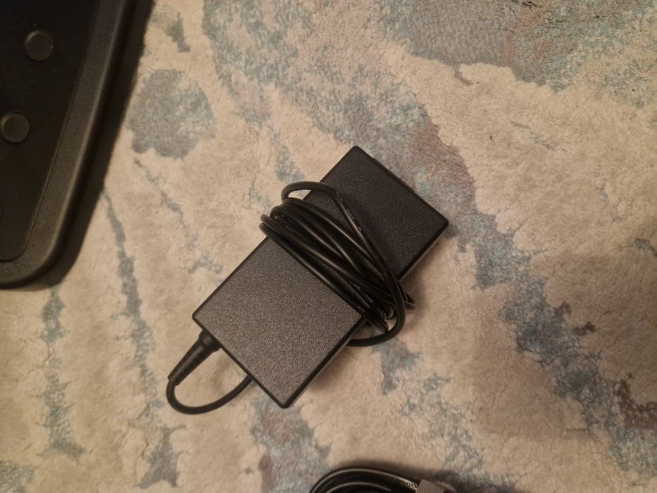 Vând volan logitech g923 pentru pc ps4 ps5+schimbător