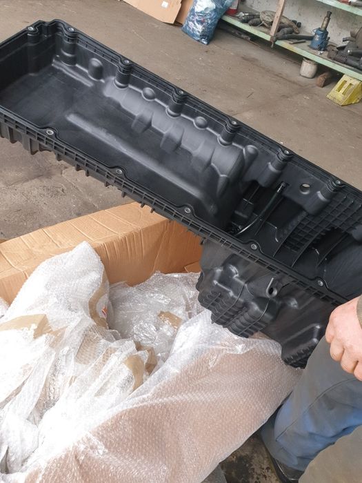 Baie de ulei mercedes actros mp4 motor 471 noua