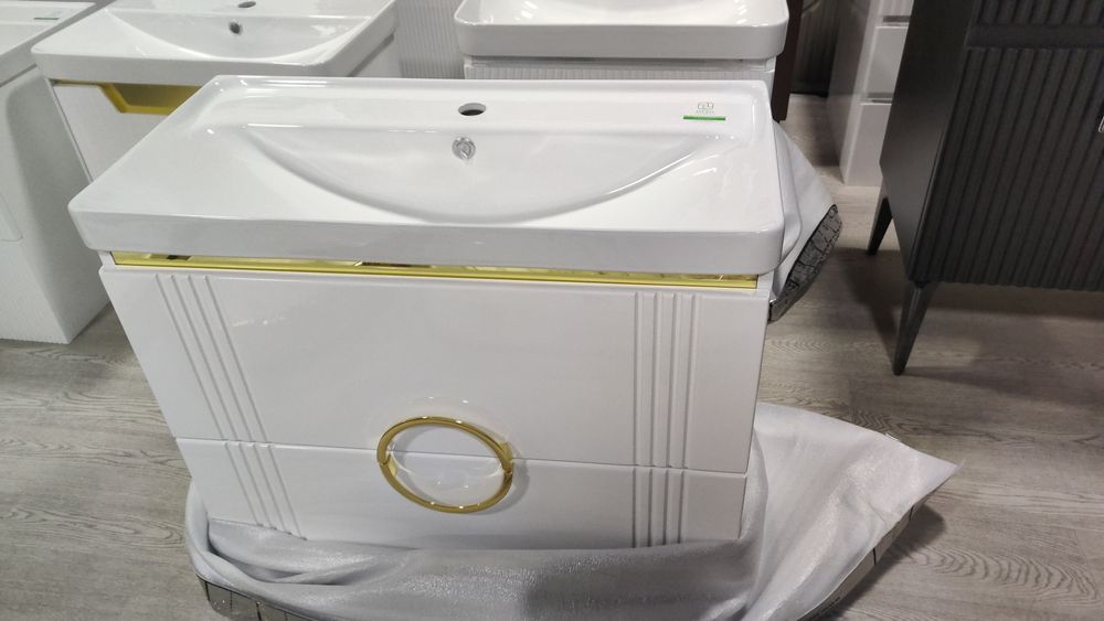 Ossoceramica. Tumba i rakovina. PVC