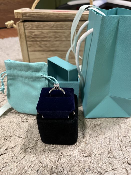 Inel elegant cu set de prezentare complet