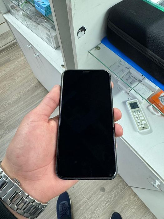 iPhone 11 Pro 256гб  100%