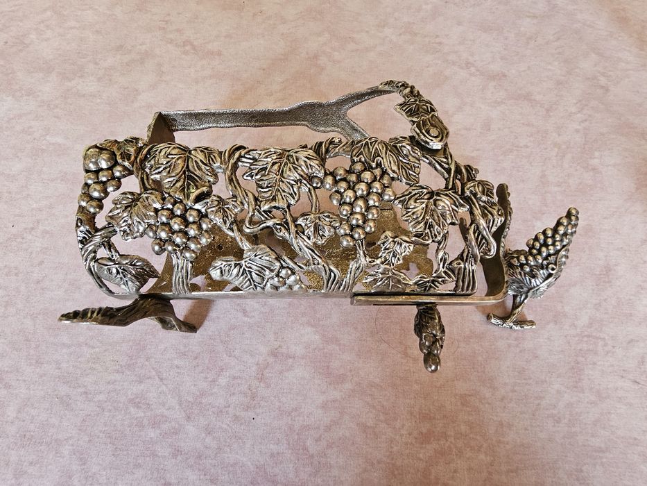 Красиви винтидж украси с красив викториански обков,.