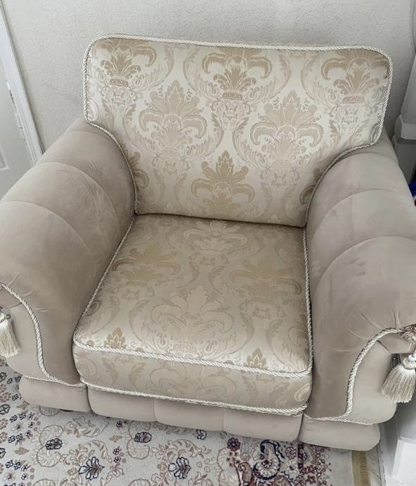 Продам Кресло большое