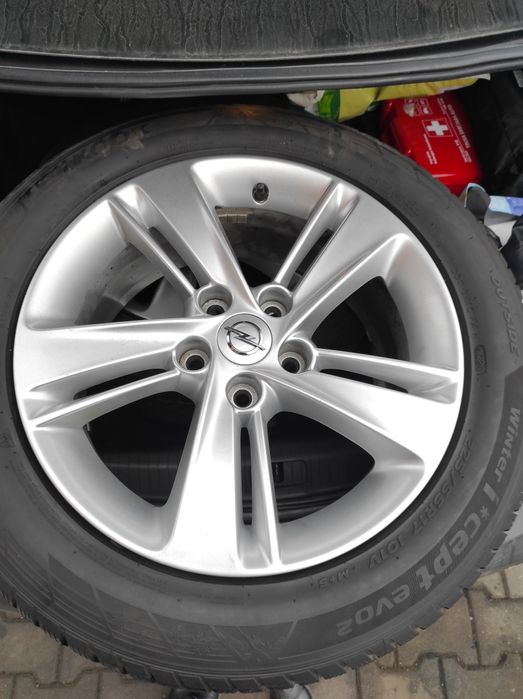 Geanta originală Opel Insigna 2013, R 20/255/35,R16/205/55, R17/225/55