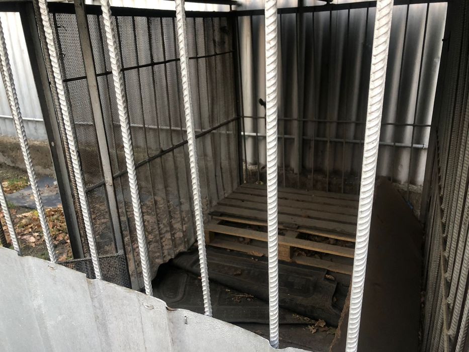 Вольер для собаки