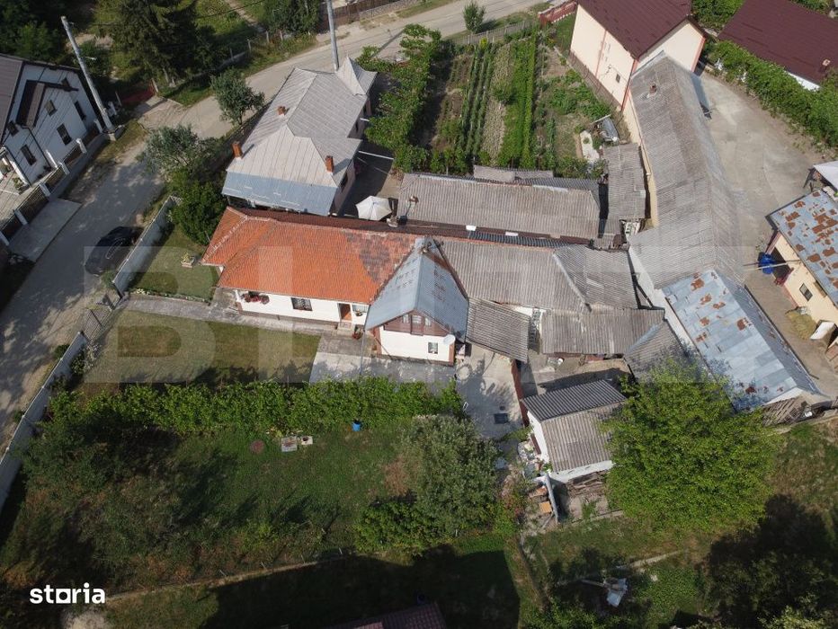 Casa de vacanta, de vanzare, cu 4 camere, 165 mp, zona Vulcana Pandele