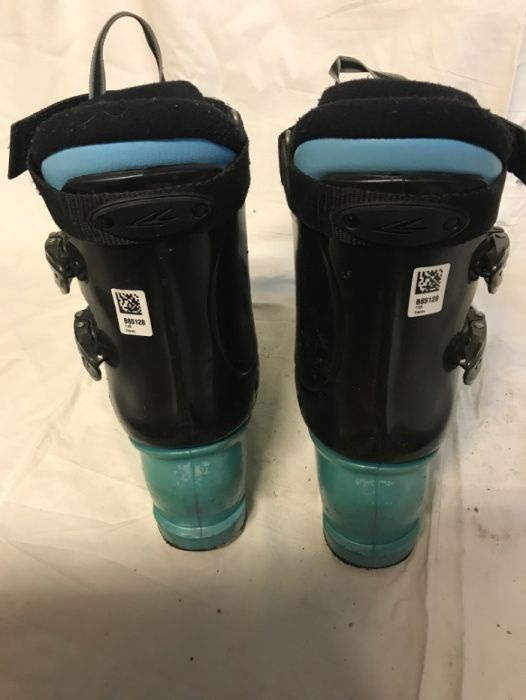 Clapari ski schi Lange marime EUR:39 Mondo:25