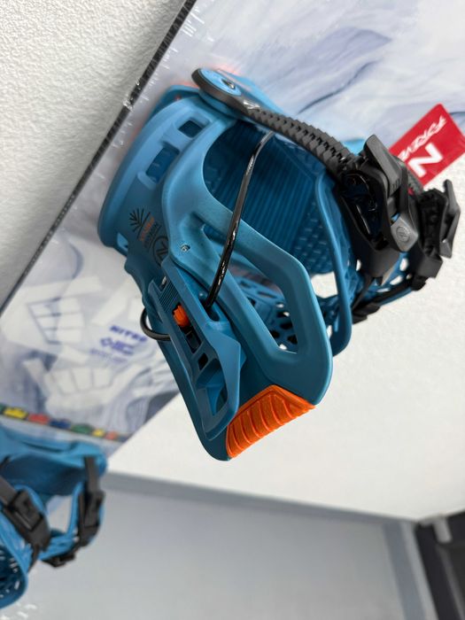 placa noua snowboard nitro santoku L162cm