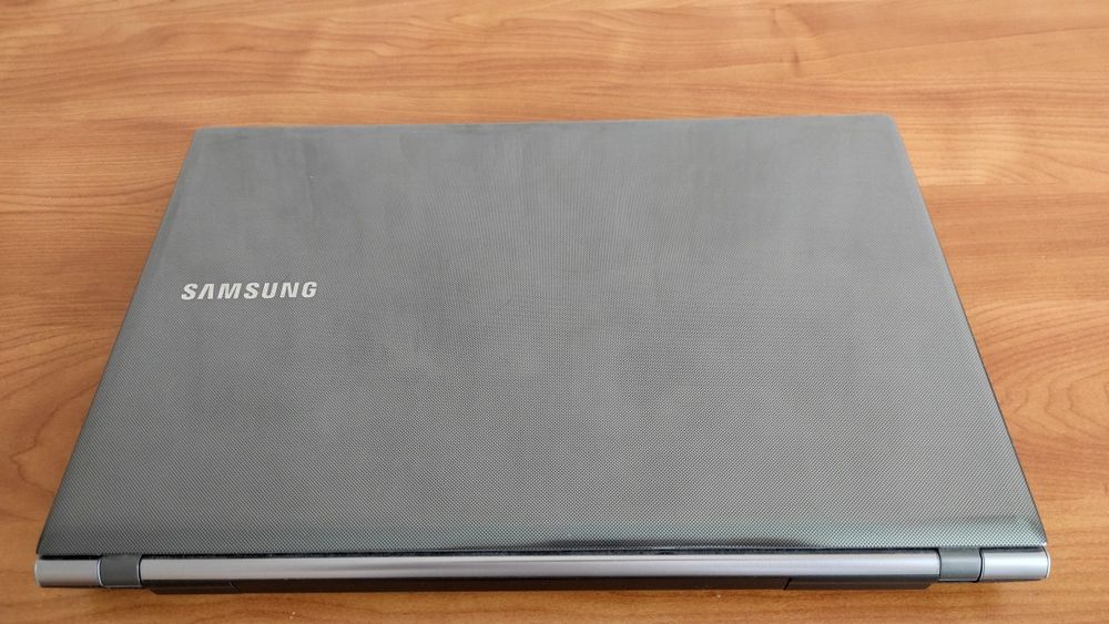 Ноутбук Samsung NP550P Core i7