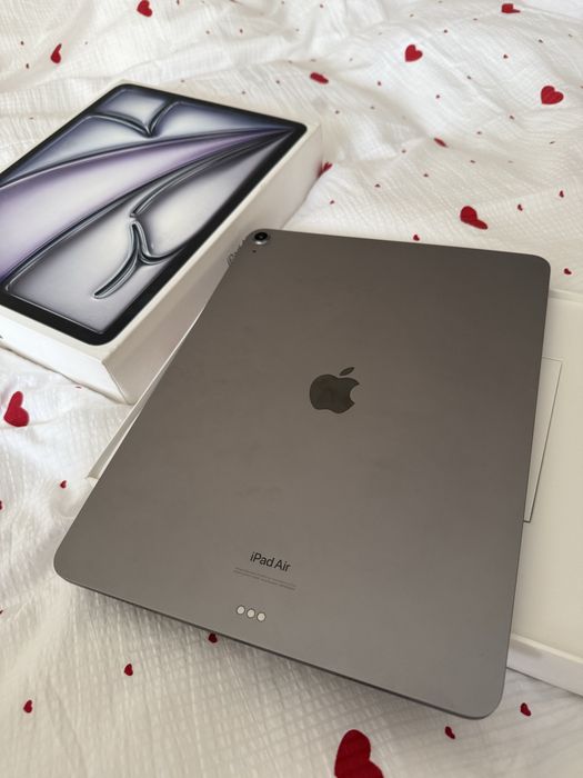IPAD Air 13 дюймов 256 GB 2024