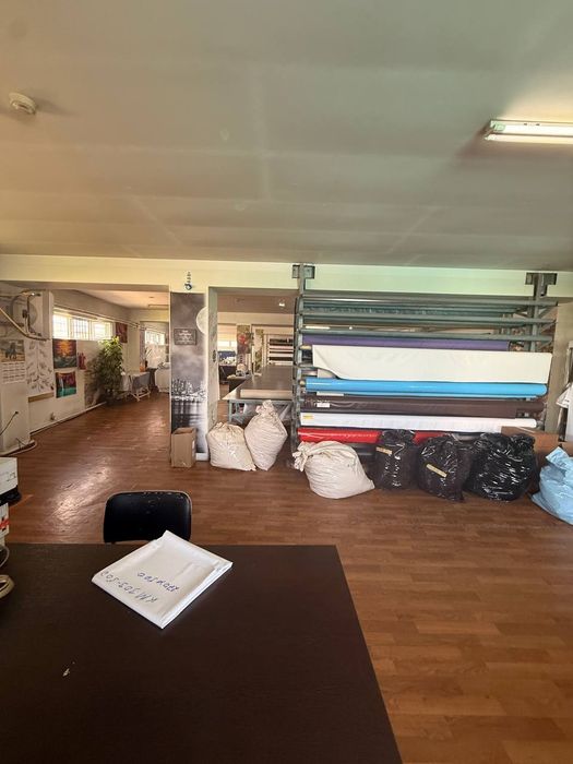 Продается 2х этажный большой СКЛАД 14 соток ор:  Аэропорт массив-5 крг