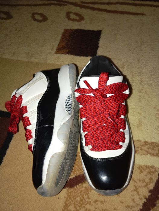 Air Jordan 11 кроссы