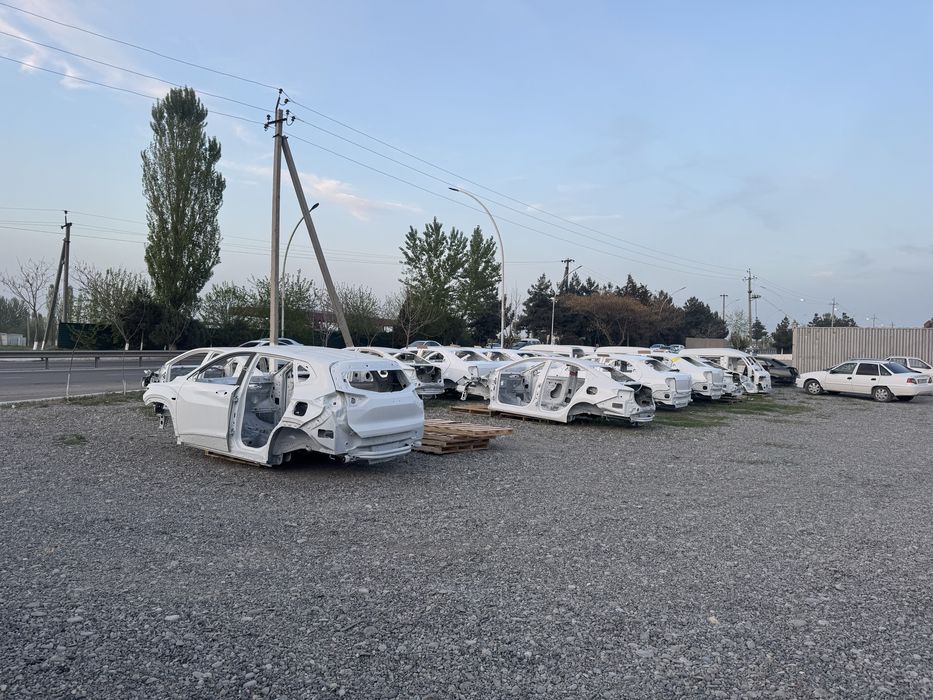 Янги кузуфдан ечилган радной деталлар рангига тушади