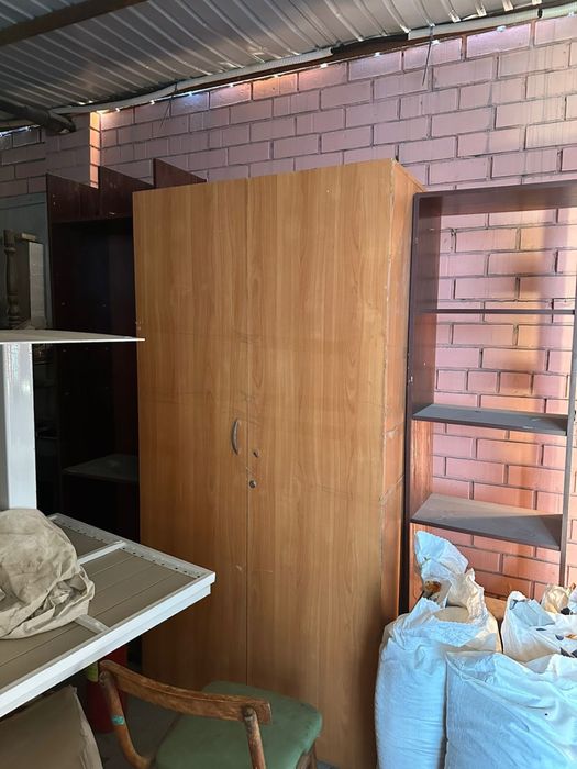 Кофемашина и шкаф