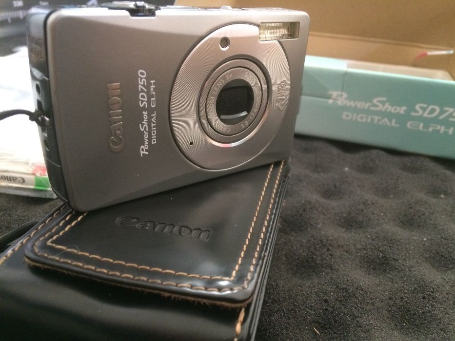 Фотоаппарат Canon PowerShot SD750