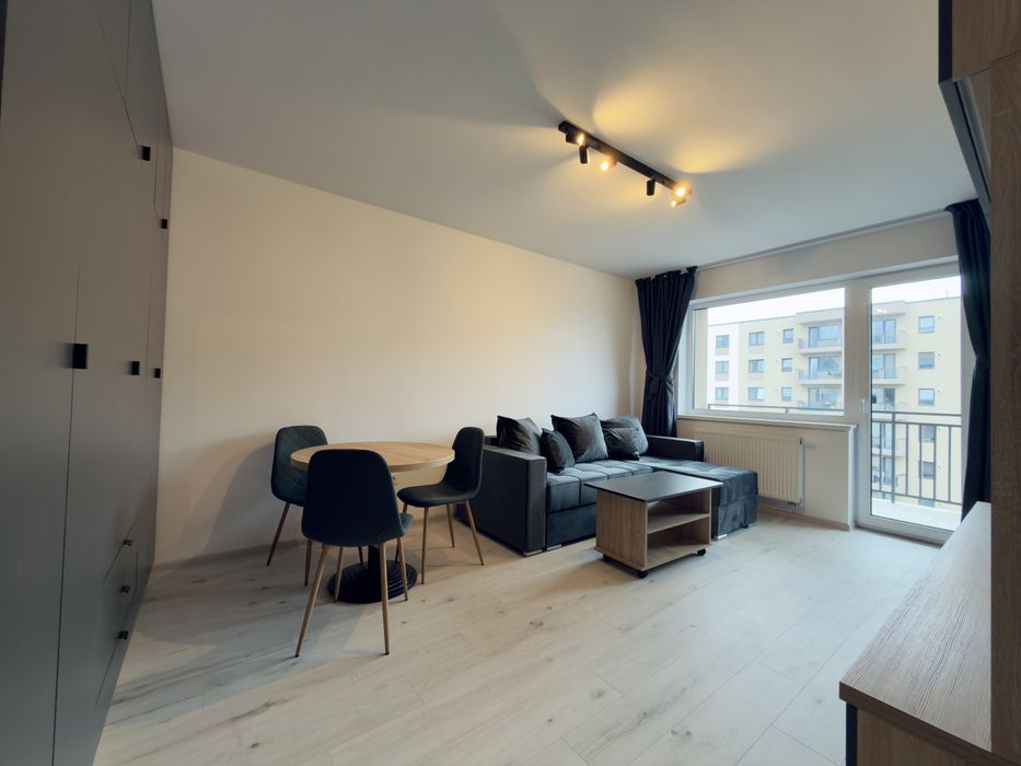 Apartament cu 2 camere de vanzare Tractorul nou in garantie cu parcare