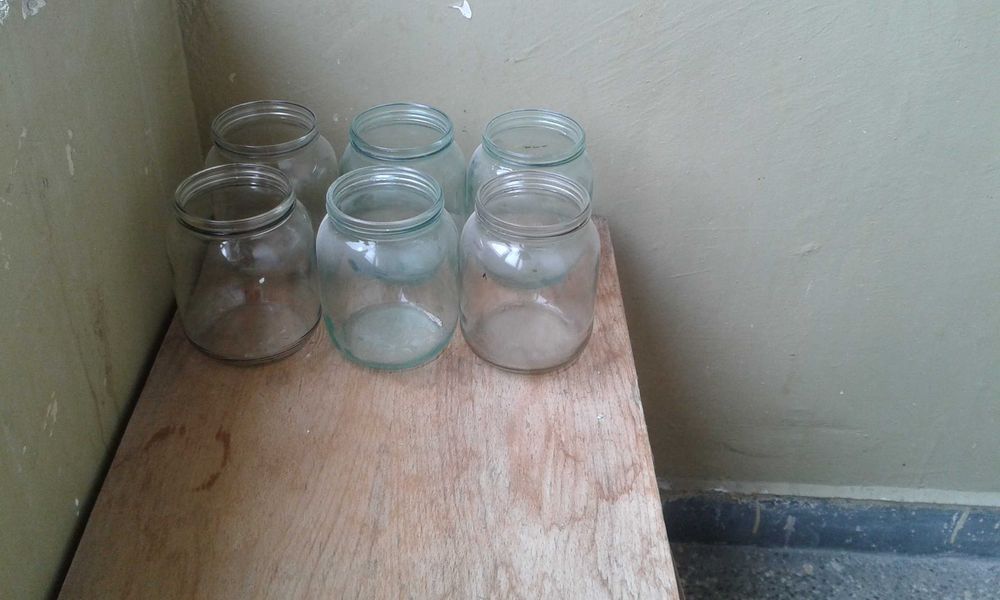 Стъклени буркани за зимнина