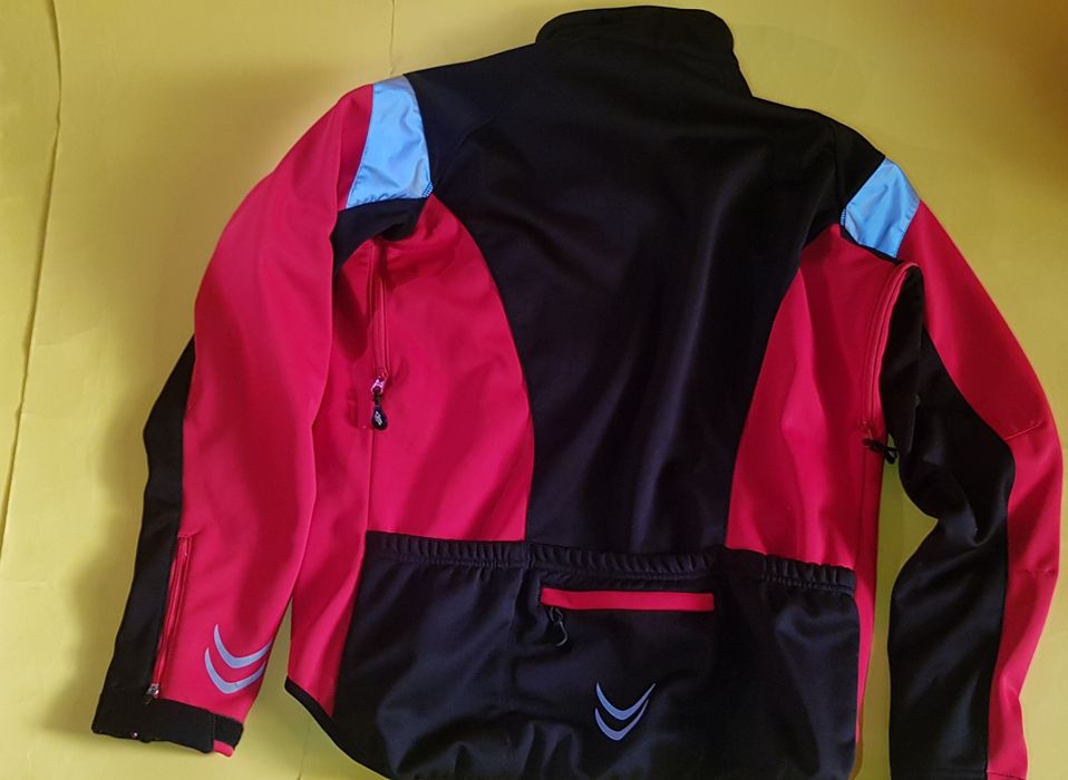 Btwin strstermic   мъжко спортно  колоездачно яке яке