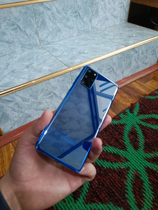 S 20 plus 5 g 256gb ideeal