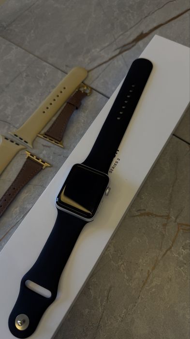apple watch 3 продаю