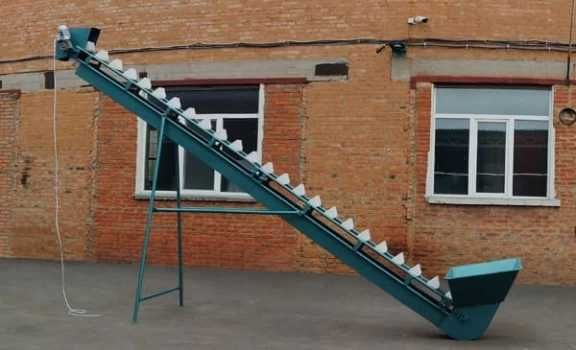 Banda de transportare cu cuve 3m Productivitate: 3-4t/h