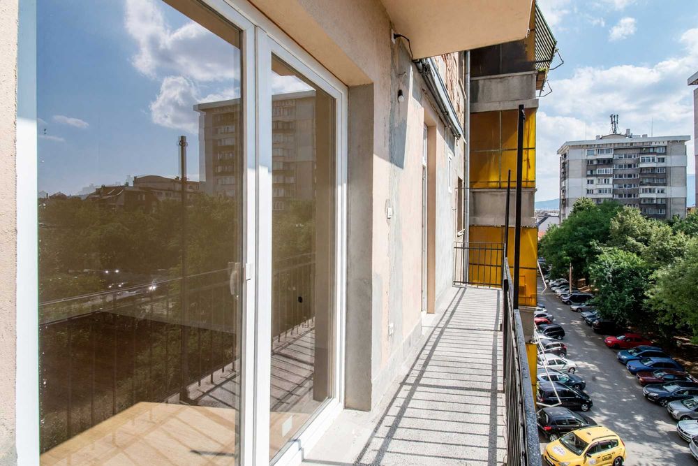 Продава се Четиристаен апартамент в София, Център - 126 кв.м за 2858 €/кв.м - Снимка #8